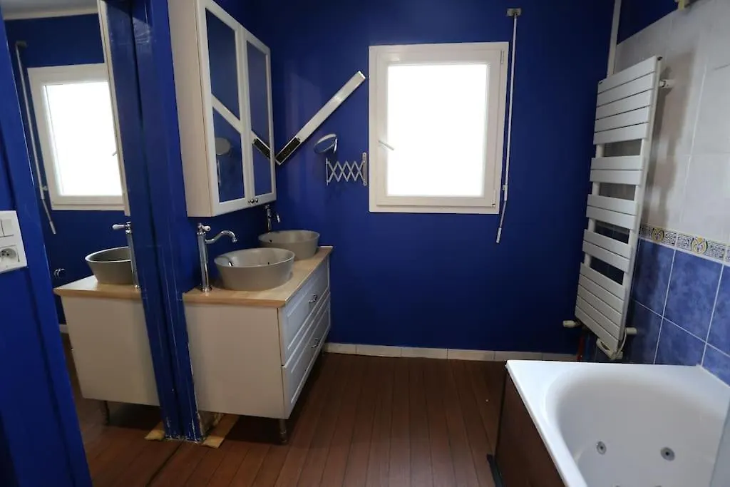 Jolie Maison Sauna Piscine Brest Francja