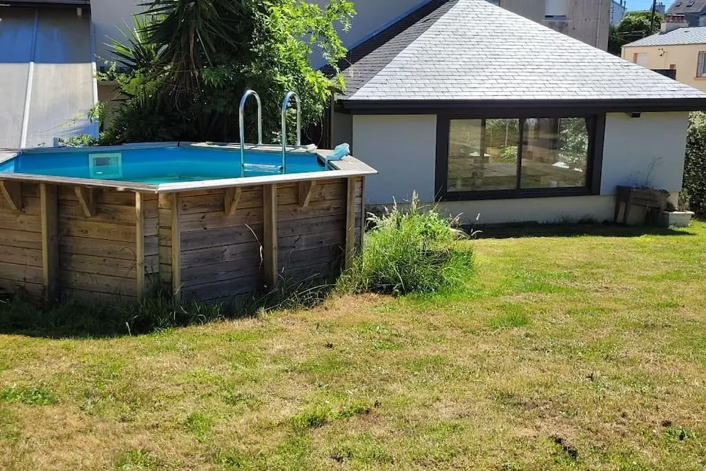 Jolie Maison Sauna Piscine Brest 0*,